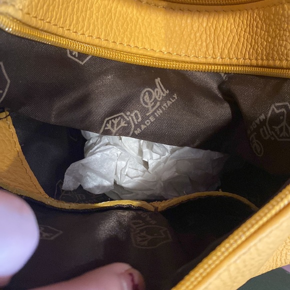 VALENTINA made in Italy Leather sling Backpack RARE color - Picture 11 of 13